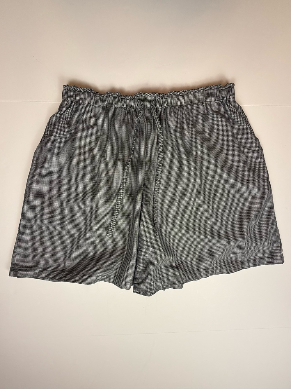 Womens 22 Petite Drawstring Elastic Waist Cotton Shorts Black White Houndstooth